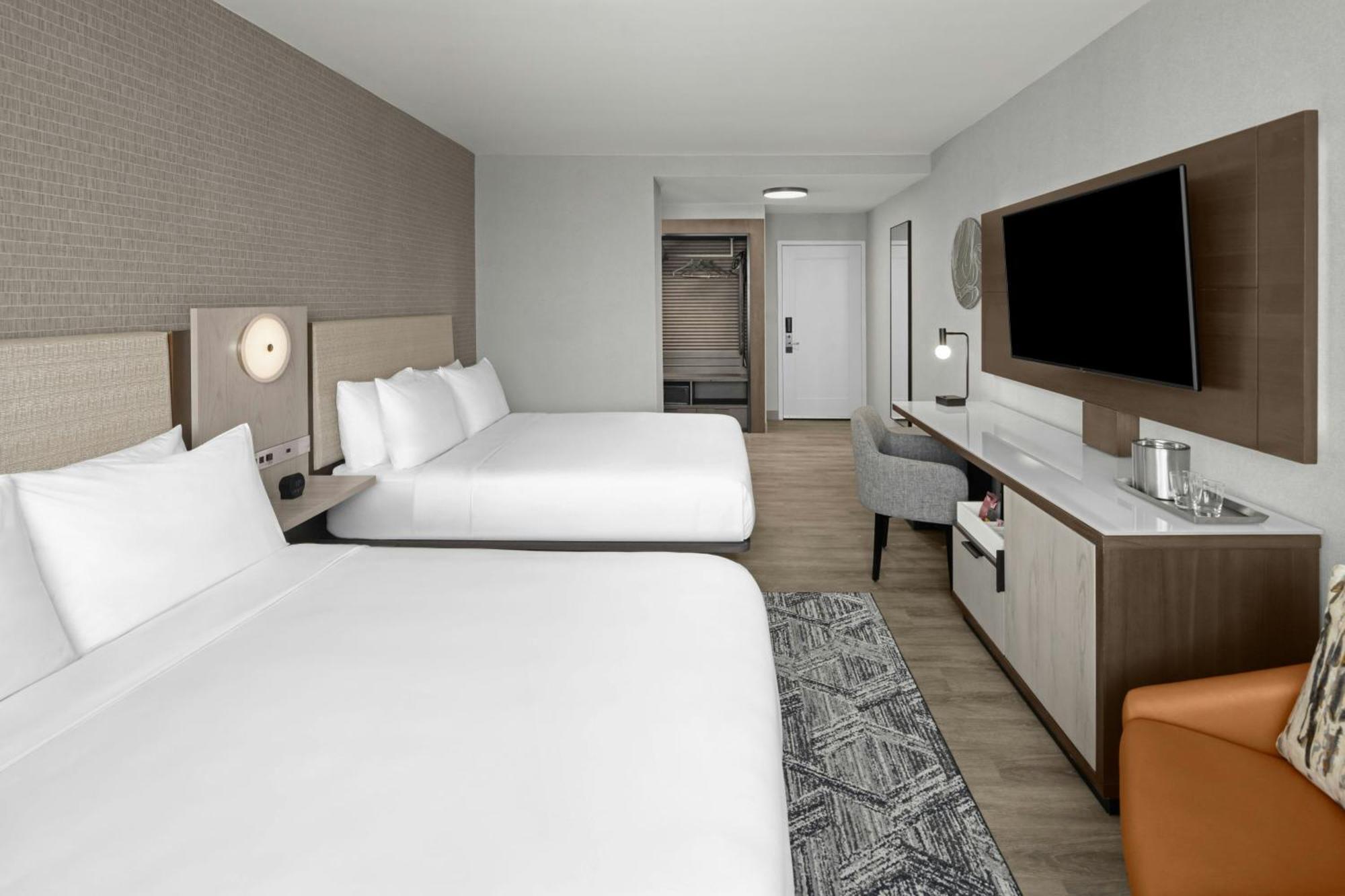 Queen Room Two Queen Beds