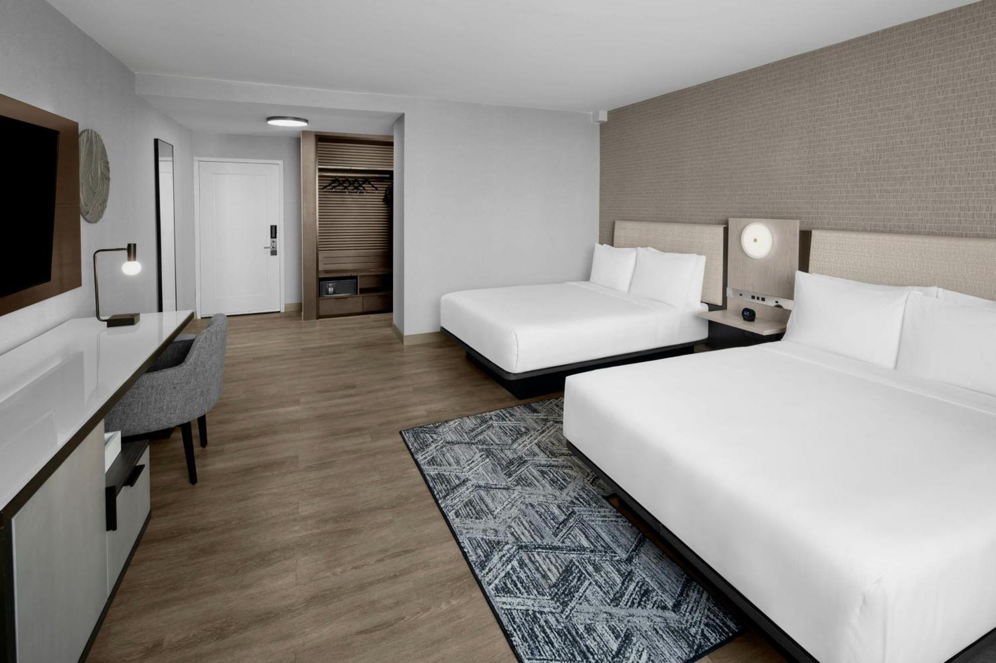 Queen Room two queen beds high floor
